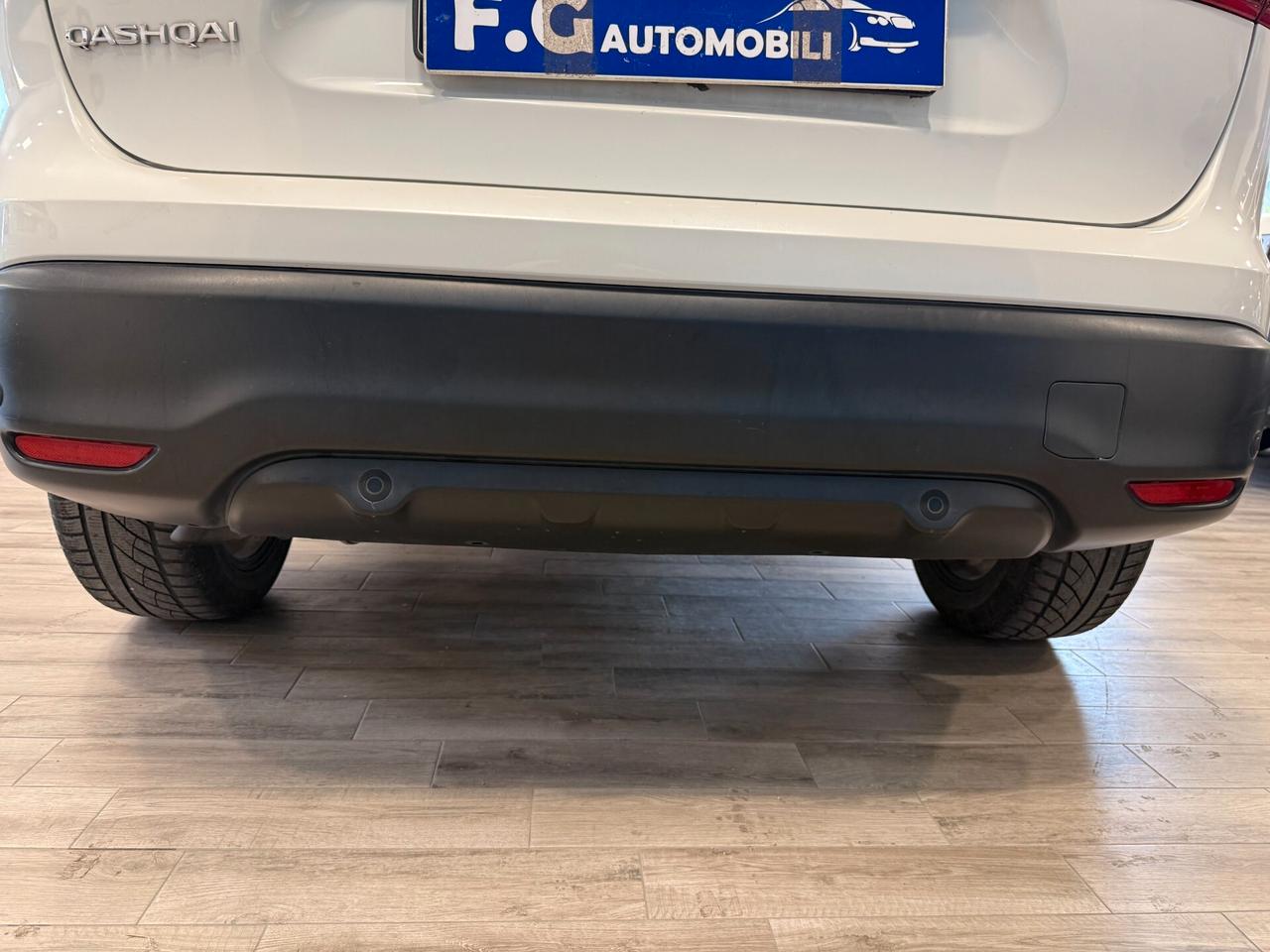 Nissan Qashqai 1.5 dCi N-Connecta