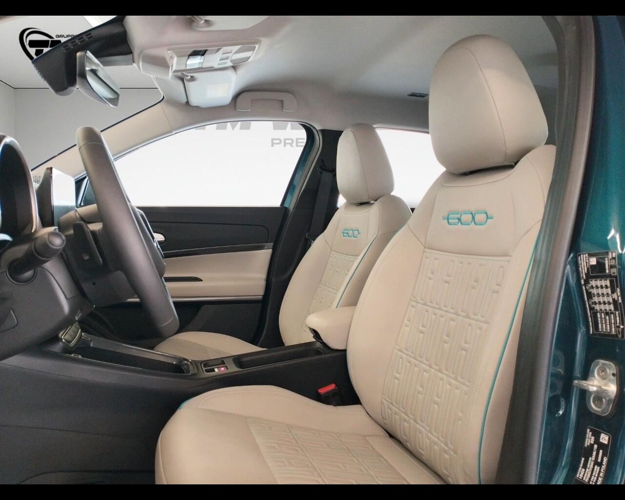 FIAT 600 (2023-->) 600 Hybrid 110 CV DCT MHEV L...