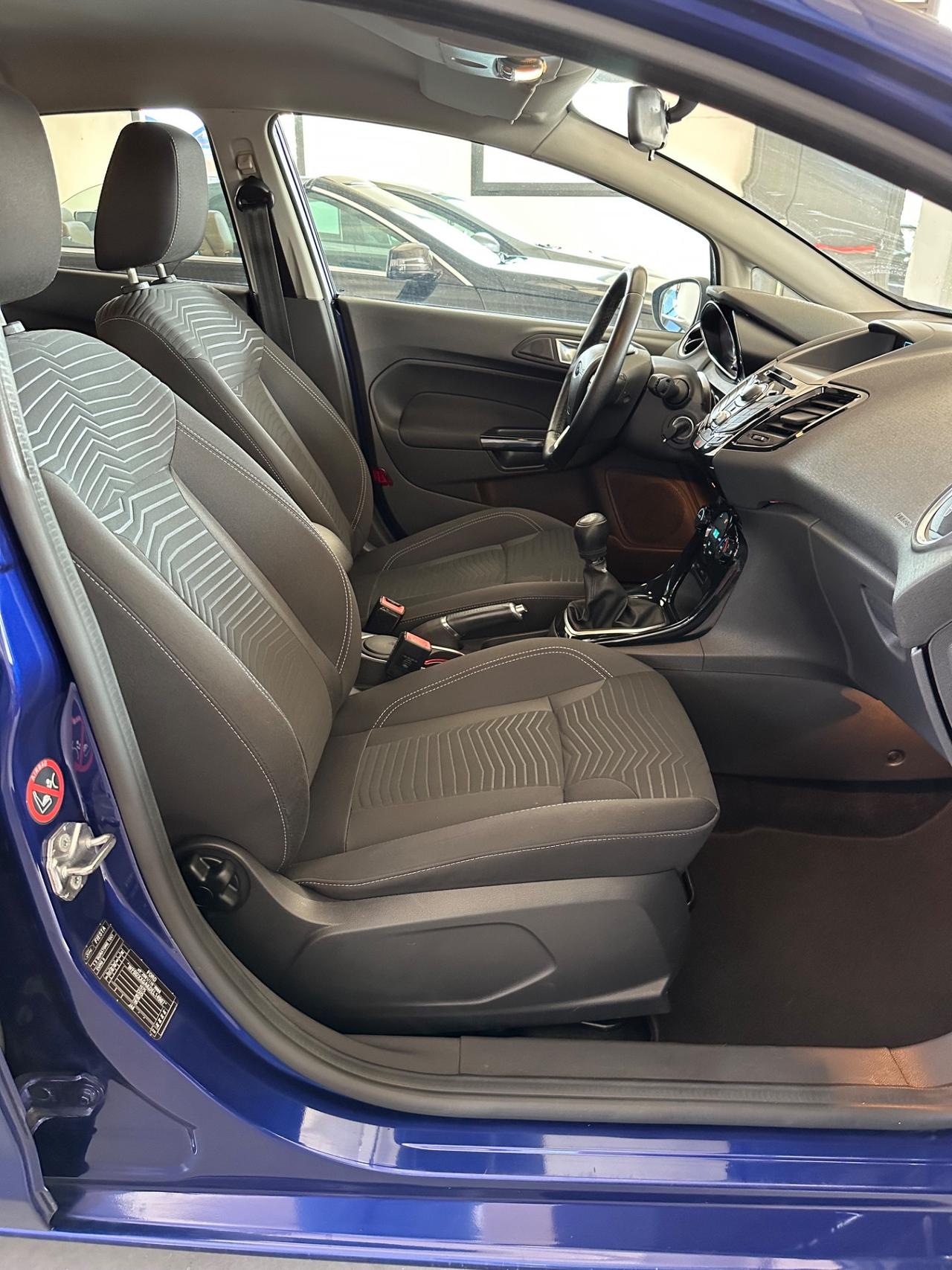 Ford Fiesta 1.5 TDCi 75CV 5 porte Titanium