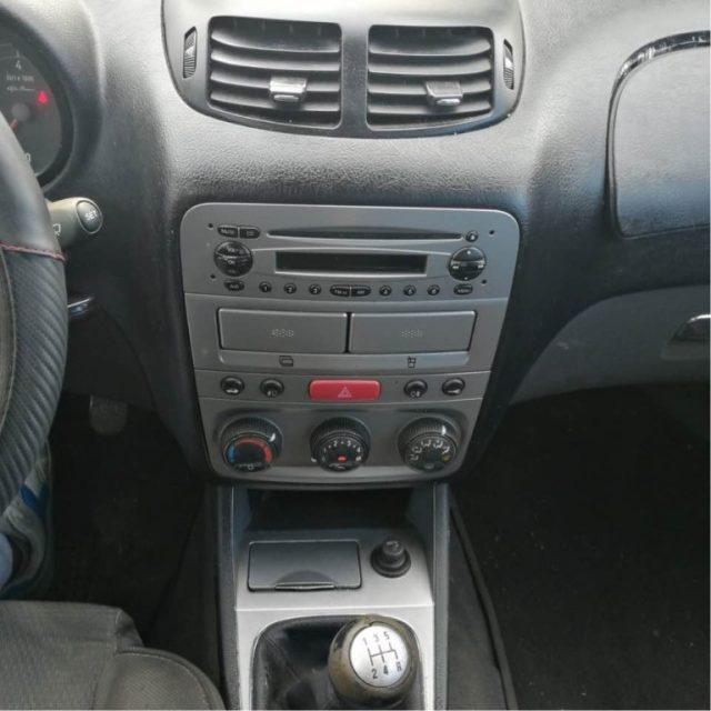 ALFA ROMEO 147 1.9 JTD (120) 5 porte Distinctive