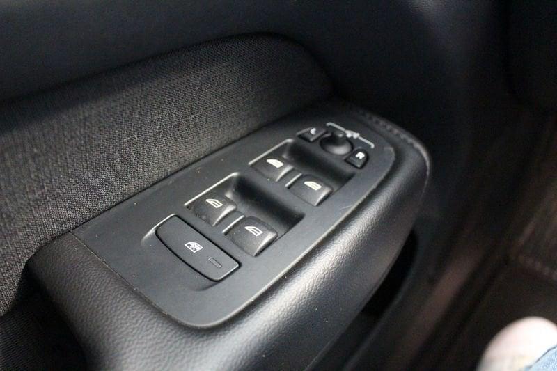 Volvo XC60 B4 (d) Geartronic Momentum Pro