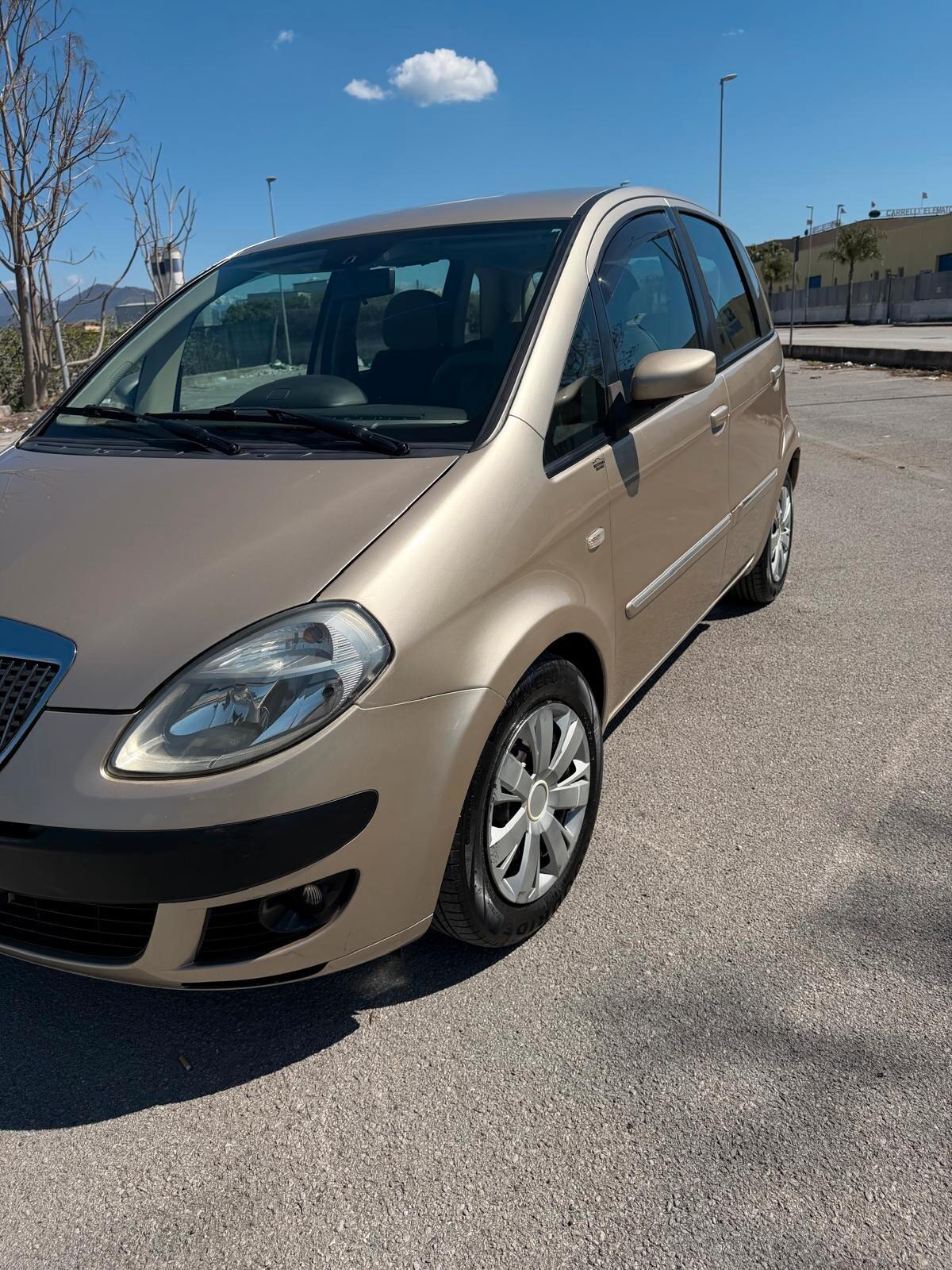 Lancia MUSA 1.3 Multijet 16V Oro