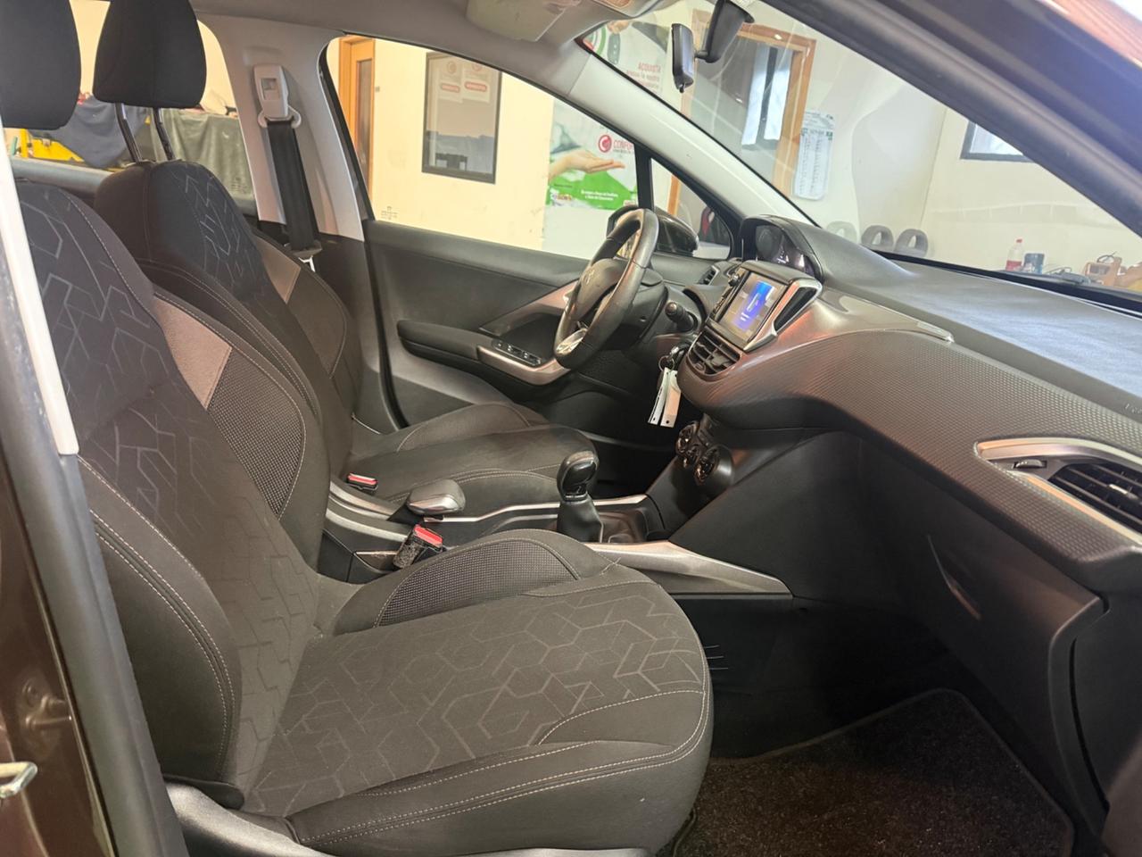 Peugeot 2008 1.2 VTi 82CV Active