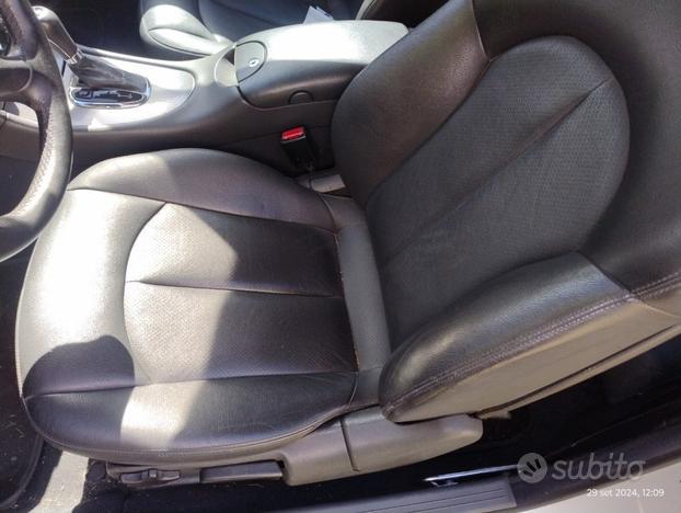 MERCEDES-BENZ CLK 270 CDI Avantgarde Autom. full