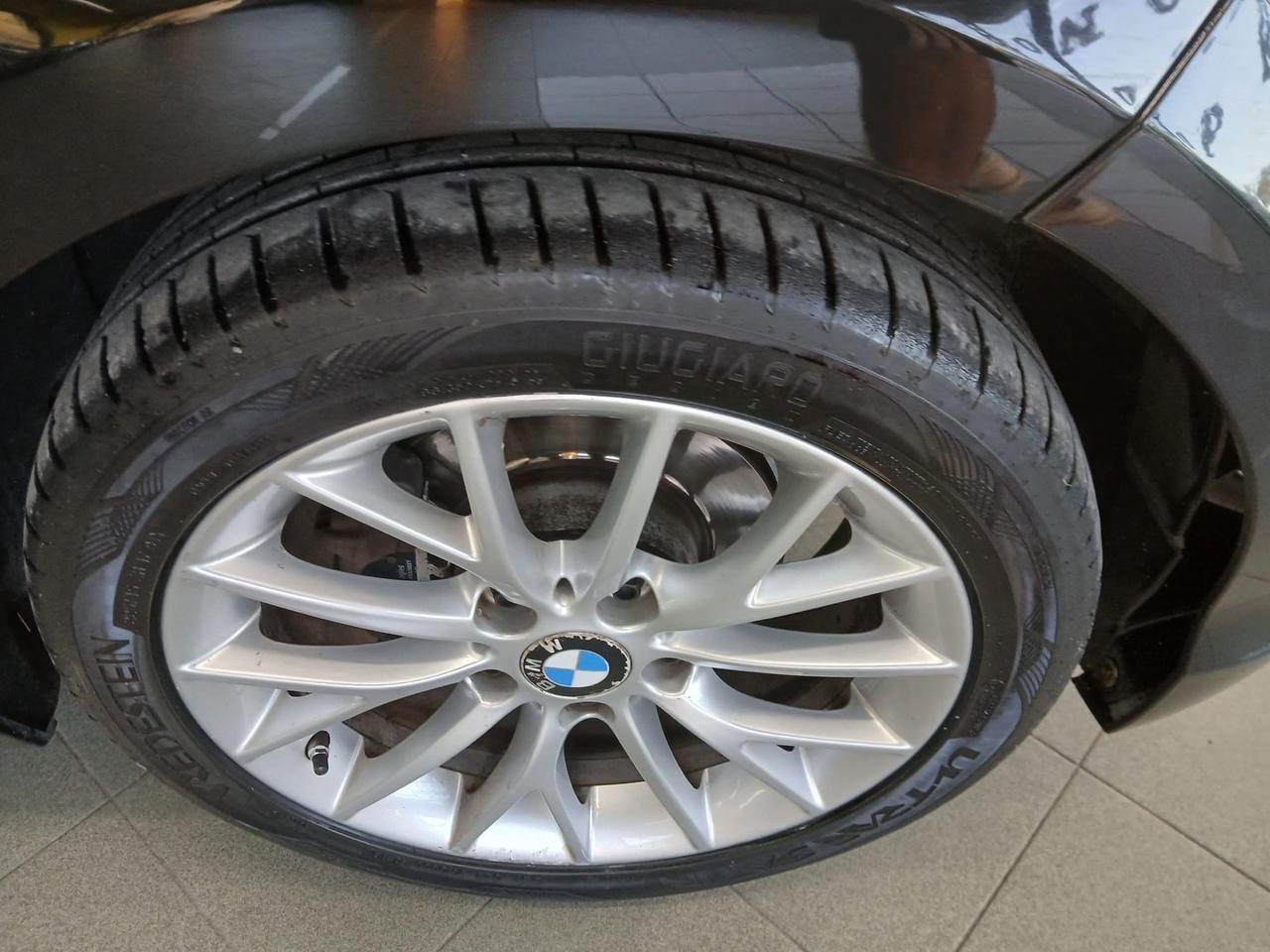Bmw 120d 5p. Sport automatico xenon full