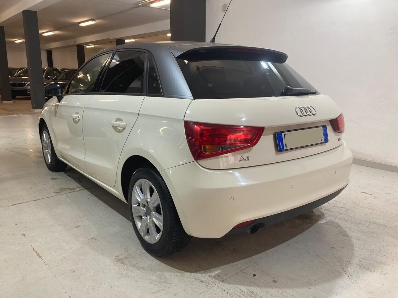 Audi A1 1.6 90cv Ambition