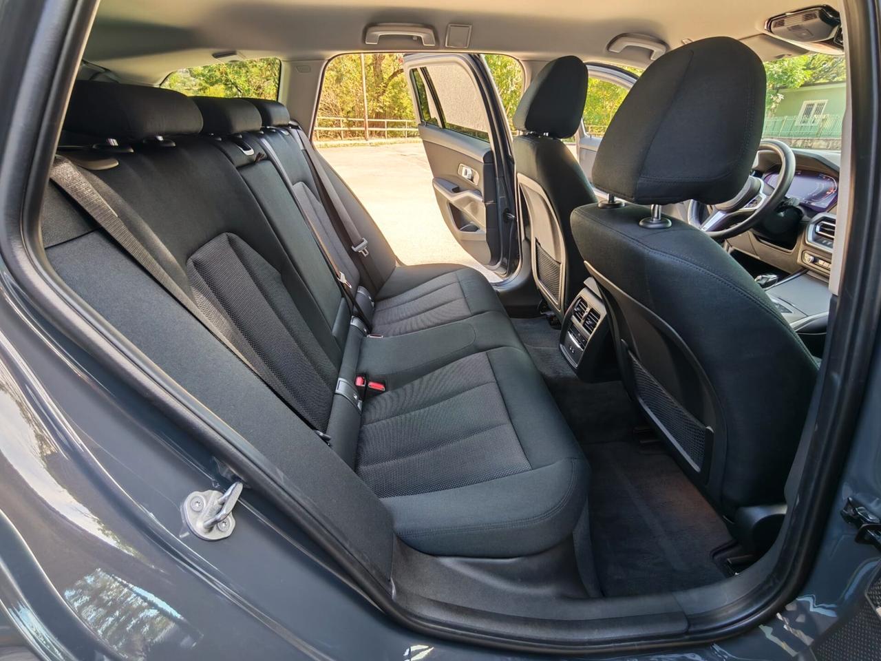 Bmw 320 320d Touring mhev 48V Business Advantage auto