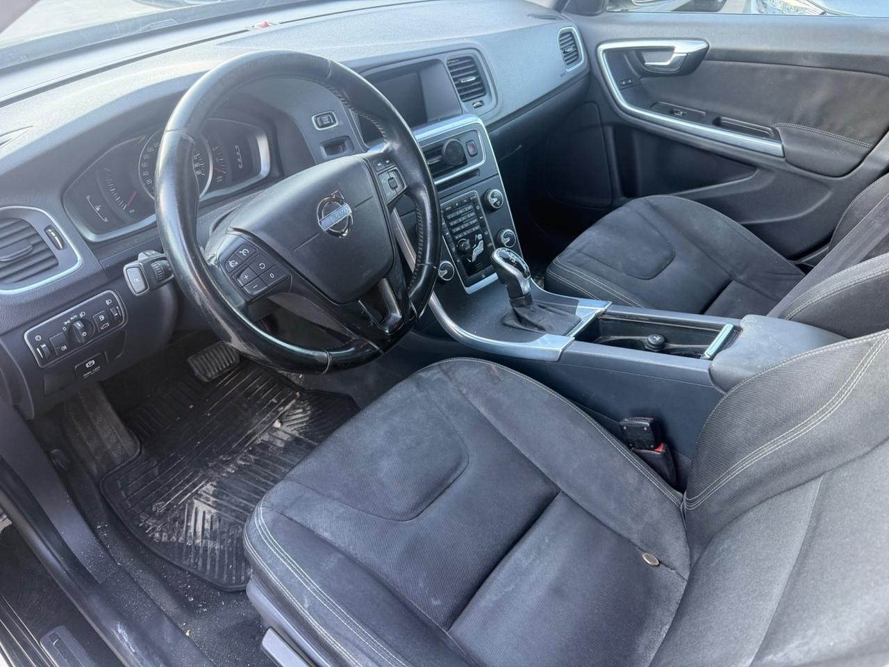 Volvo V60 D2 1.6 Powershift