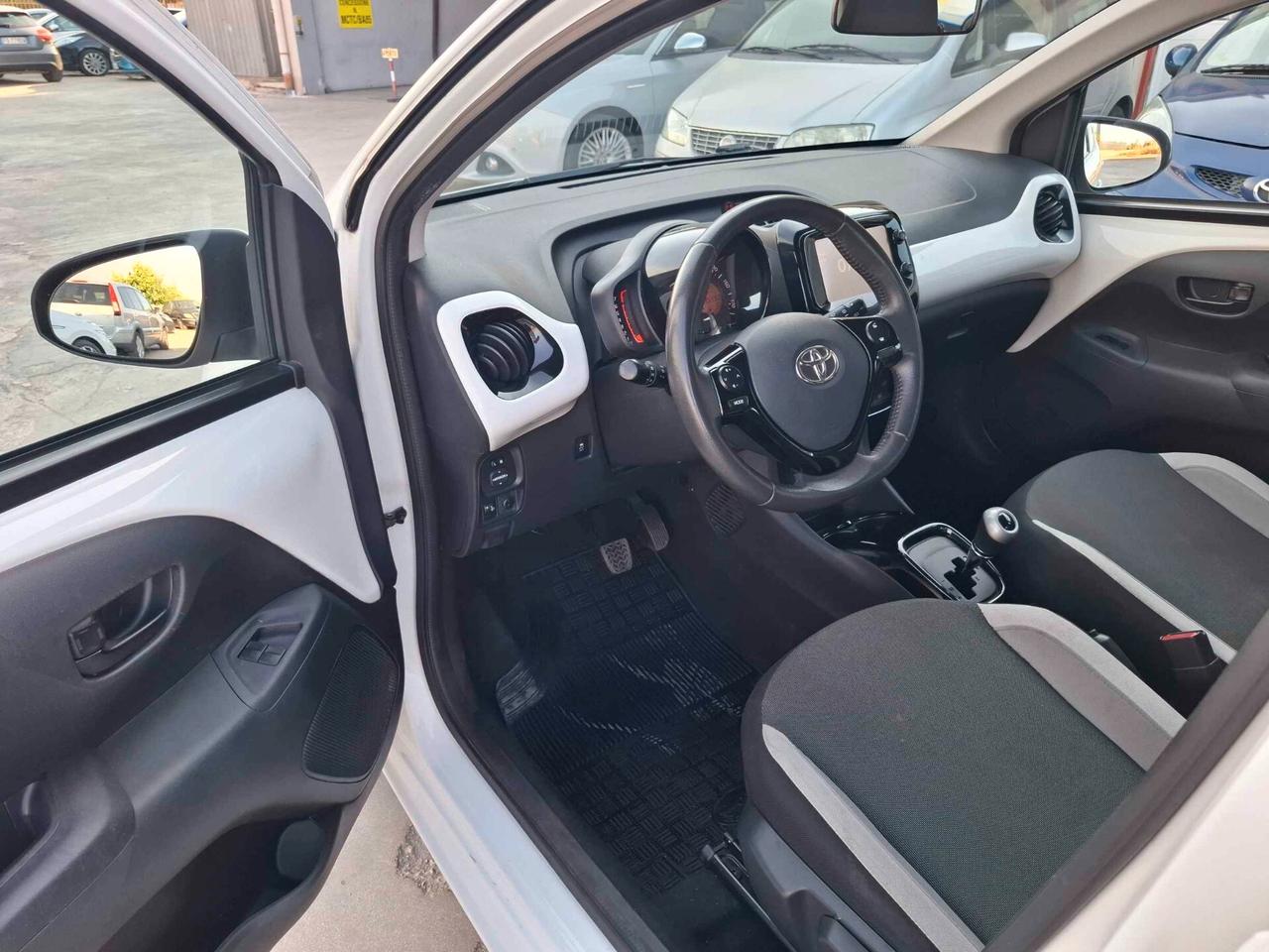 Toyota Aygo 1.0 BENZINA - 2014 AUTOMATICA !!!!!!!!