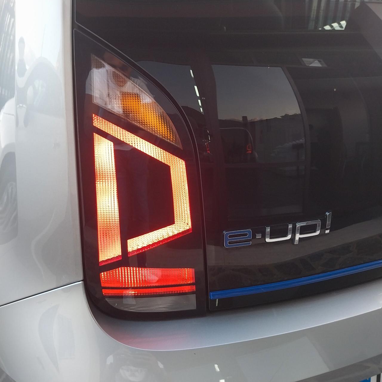 Volkswagen up! e-up! 82 CV