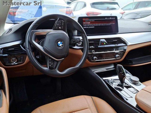 BMW 520 520d Touring mhev 48V xdrive Luxury auto - GG228ZF