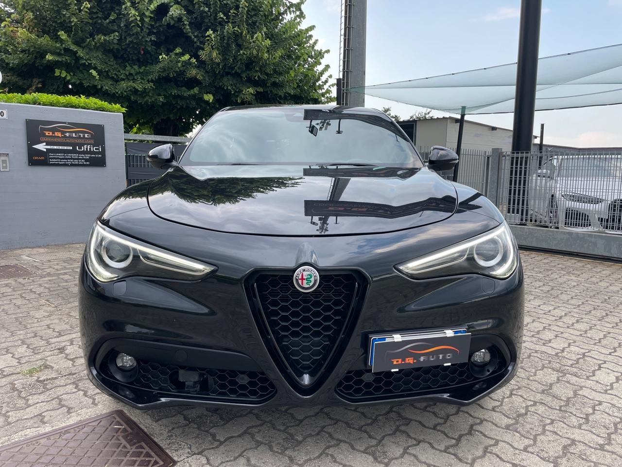 Alfa Romeo Stelvio 2.2 Turbodiesel 160 CV AT8 RWD Veloce
