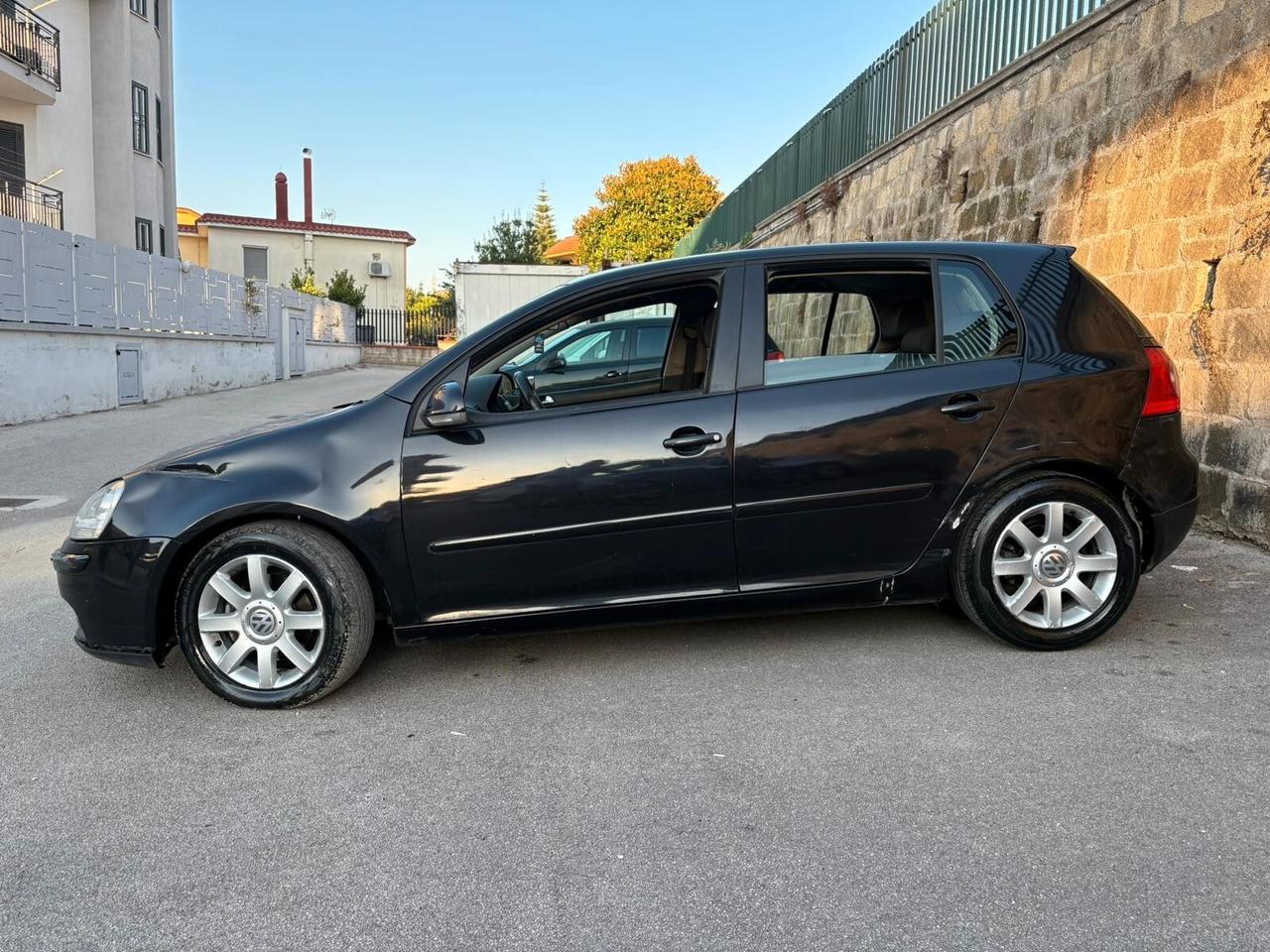 Volkswagen Golf 2.0 16V TDI 5p. Sportline