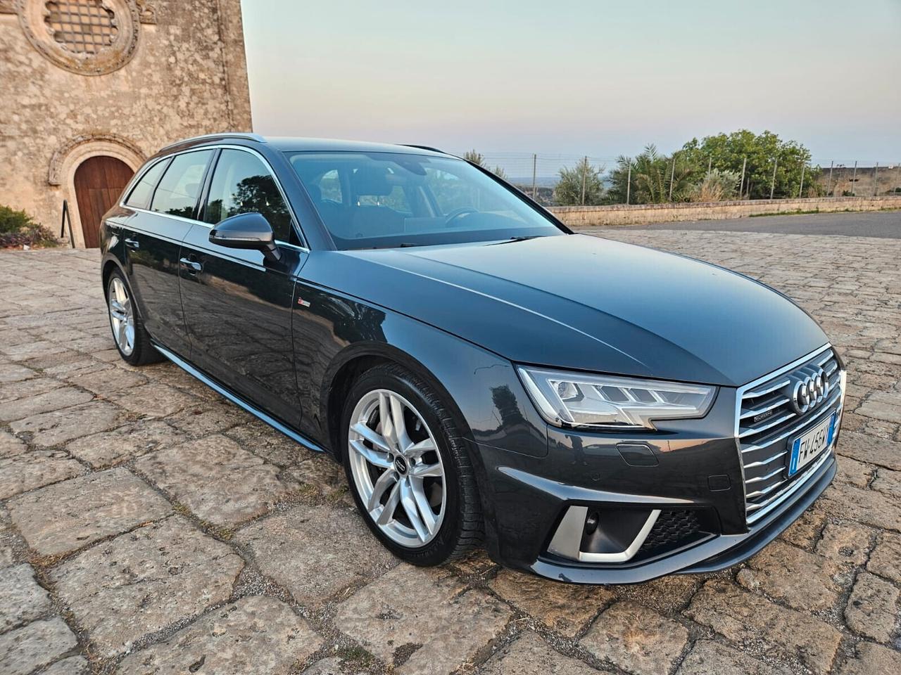 Audi A4 Avant 40 TDI quattro 190cv Sline Stronic