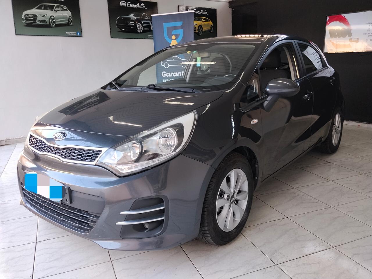 Kia Rio 1.1 diesel 2015 CON GARANZIA