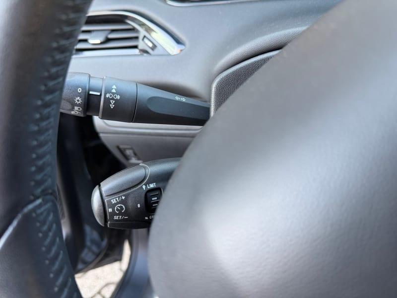 PEUGEOT 208 1.2 VTI 82 CV 3 PORTE ACTI