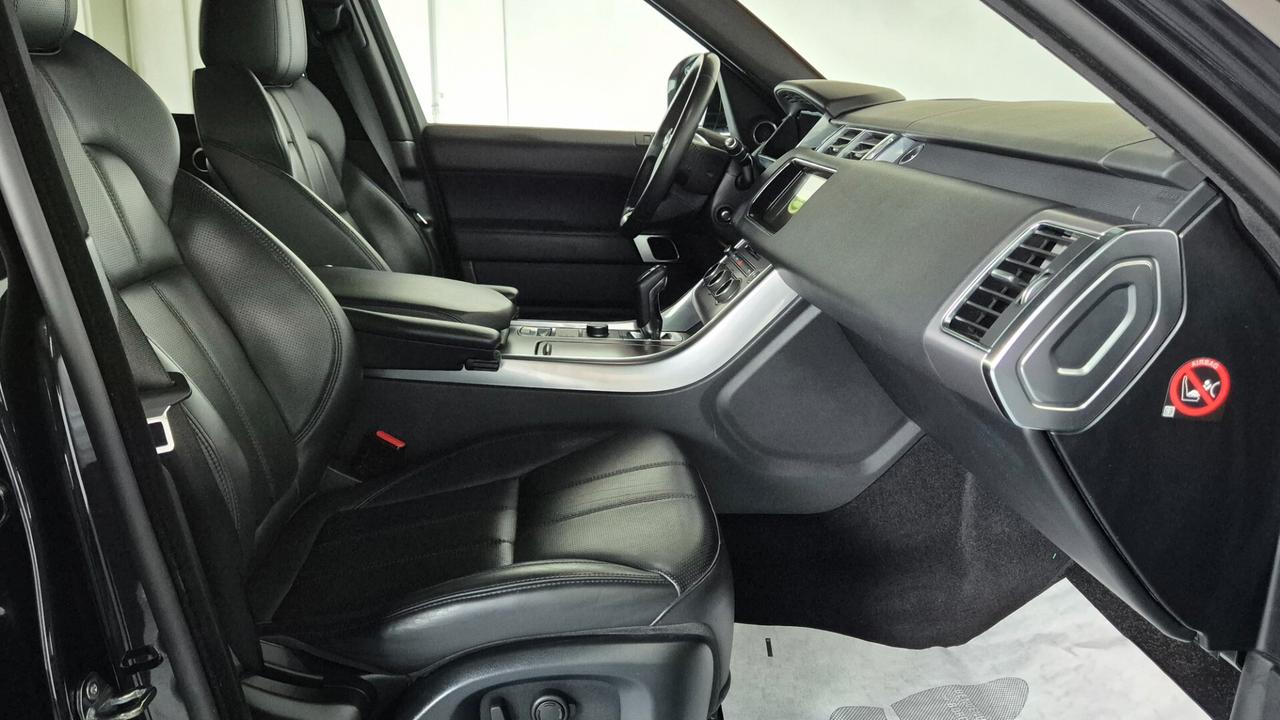 Land Rover Range Rover Sport 3.0 TDV6 HSE Dynamic
