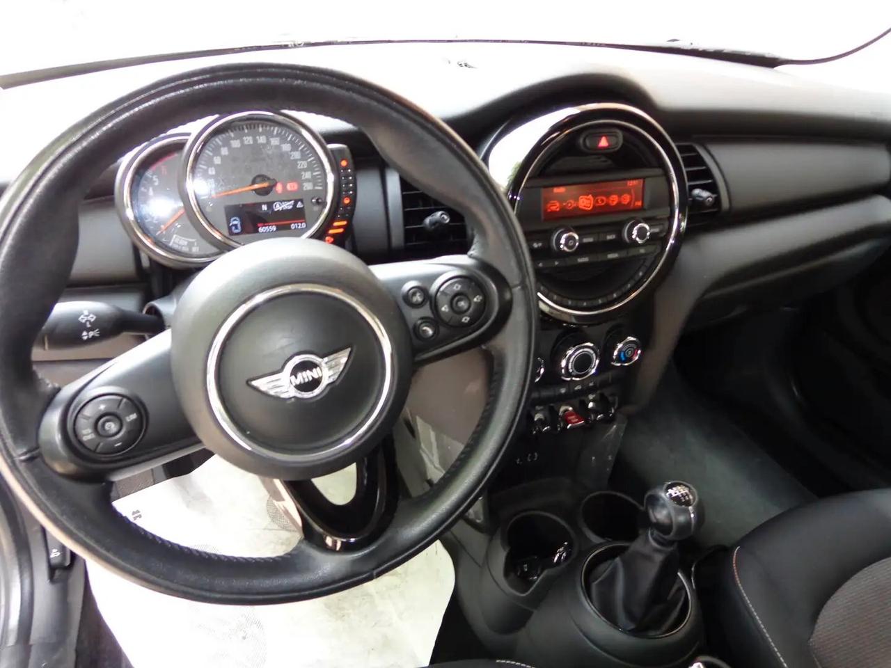 Mini 1.5 One D Business XL