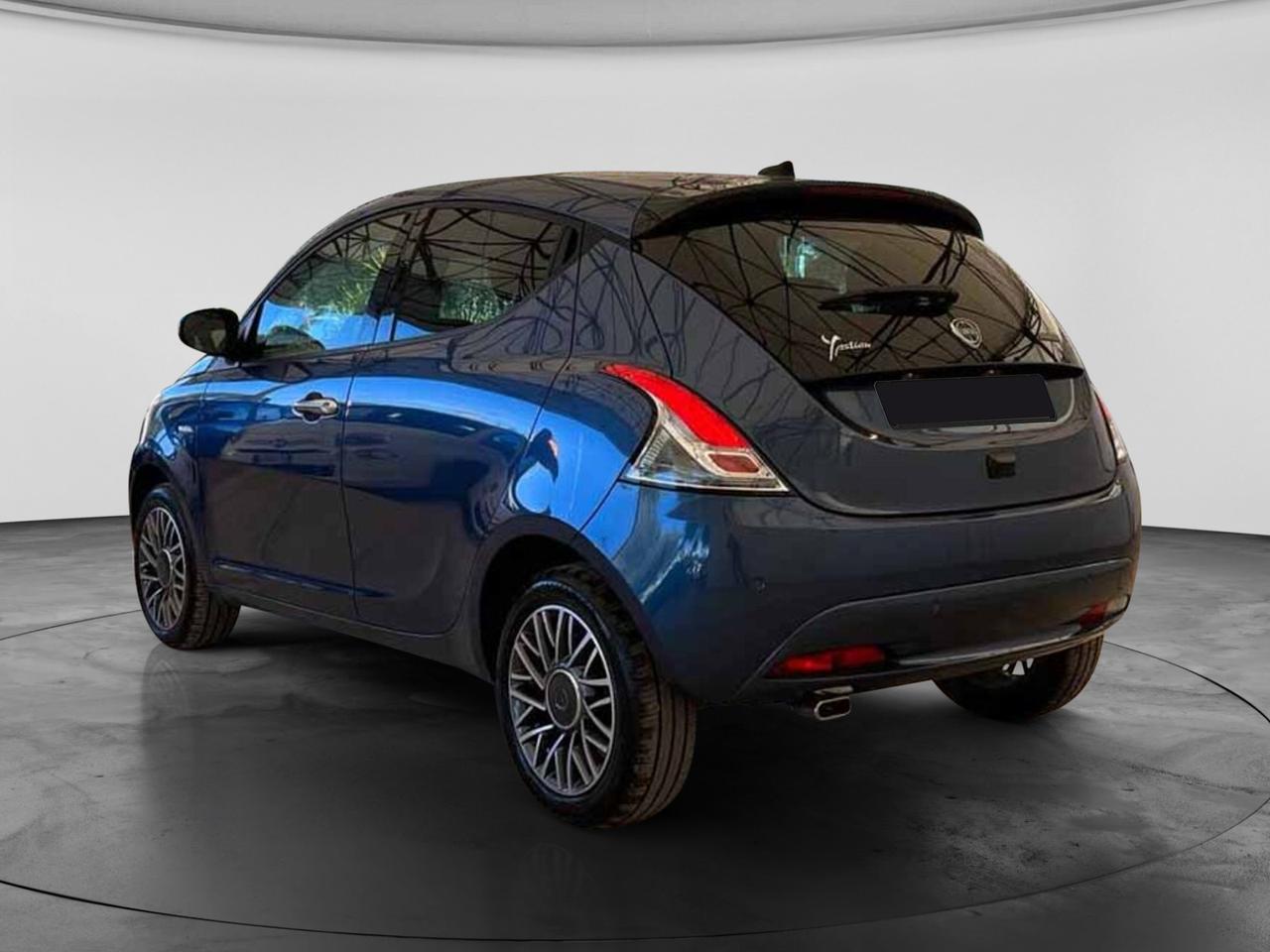 LANCIA Ypsilon III - Ypsilon 1.0 firefly hybrid Gold Plus s&s 70cv