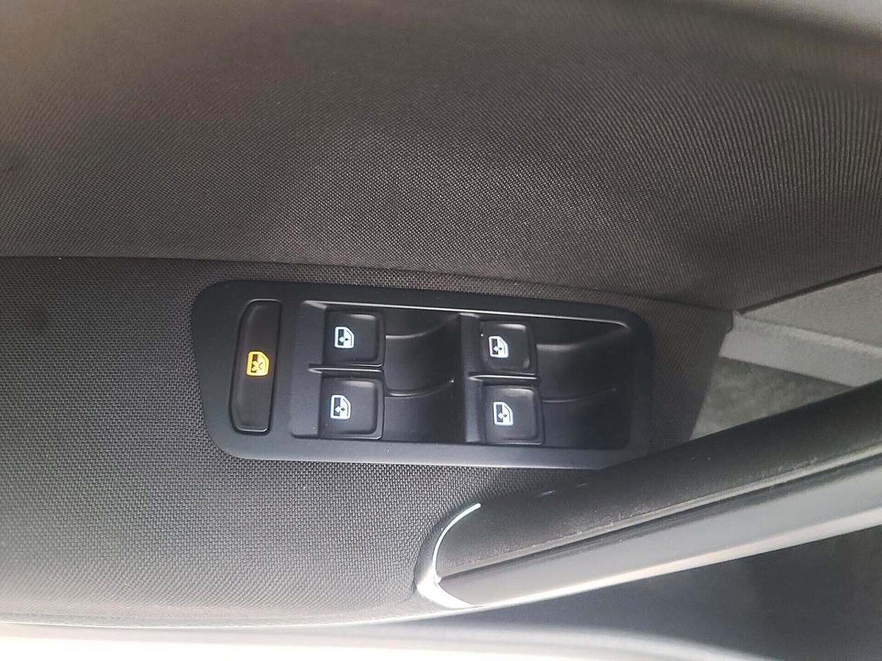 Volkswagen Golf 1.6 TDI 110CV* PERFETTA*