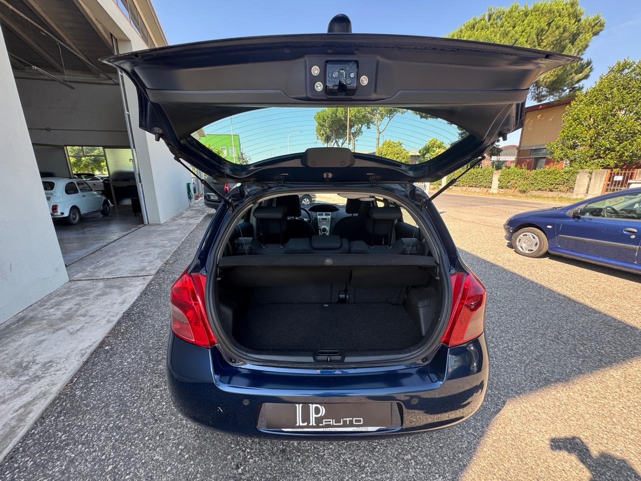Toyota Yaris 1.0 5 porte Sol