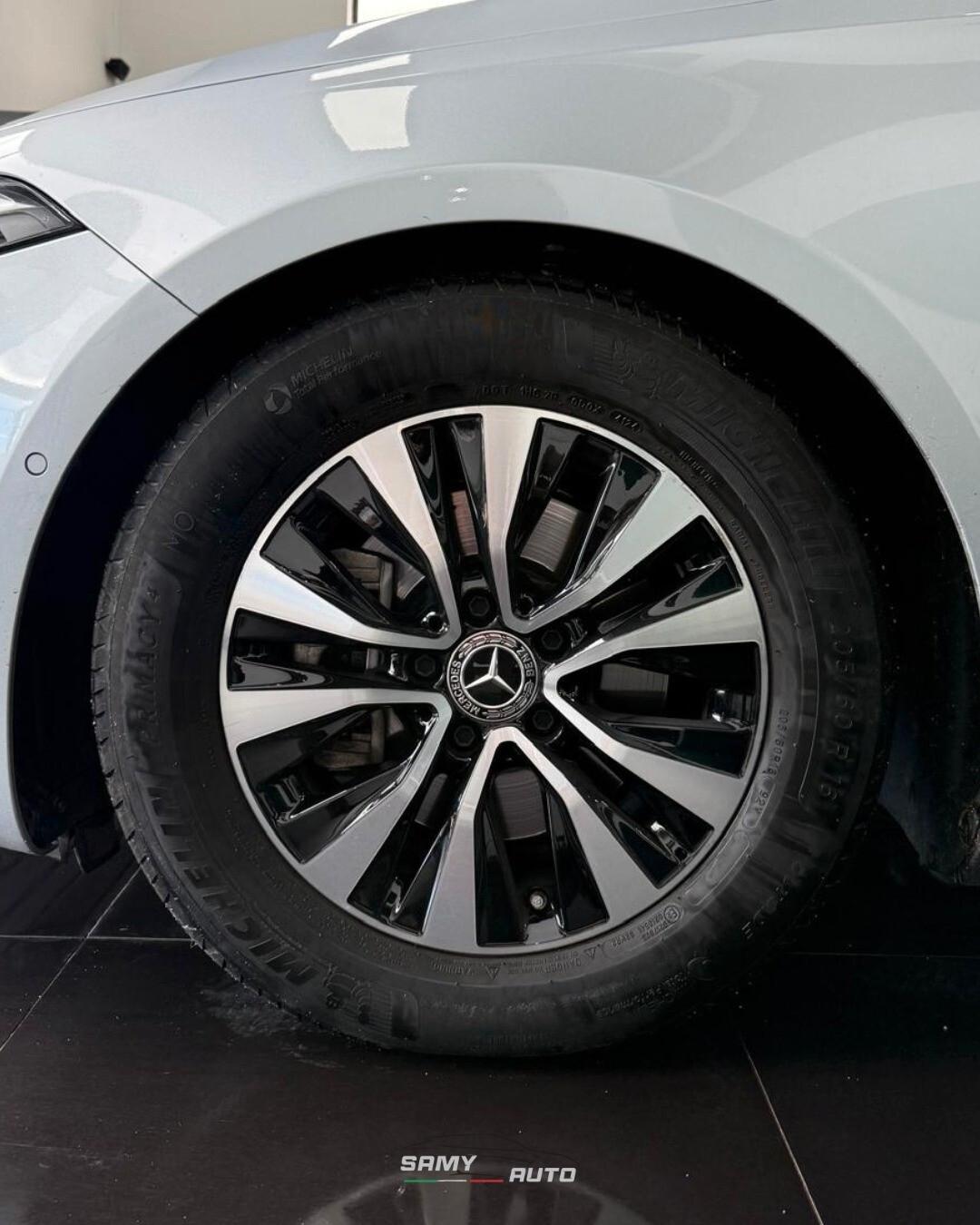 Mercedes-benz A 180 d Automatic Advanced