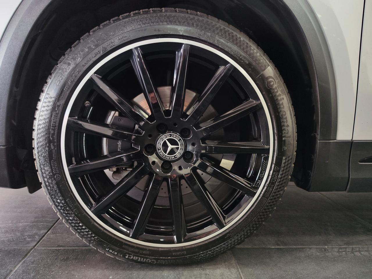 Mercedes-benz GLA 180 d 2,0 116cv Automatic Premium Tetto Led