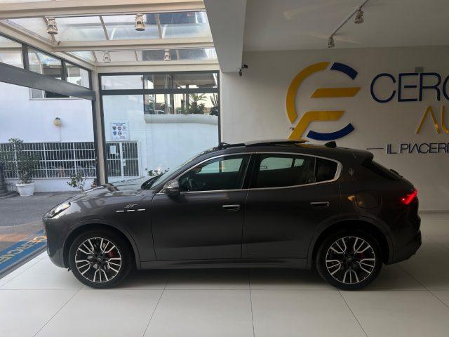 MASERATI Grecale MHEV 300 CV AWD GT tetto panoramico da?549,00