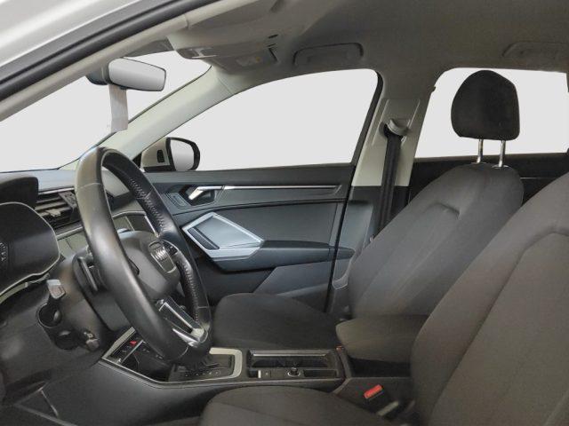 AUDI Q3 Q3 35 TFSI S tronic Business