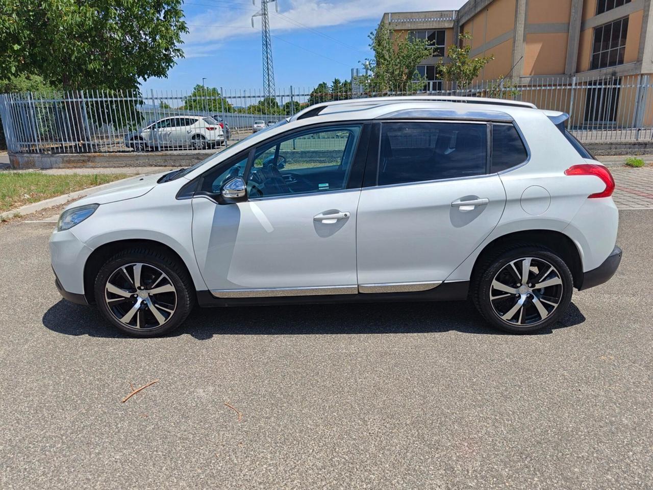 Peugeot 2008 1.6 e-HDi 92 CV Allure