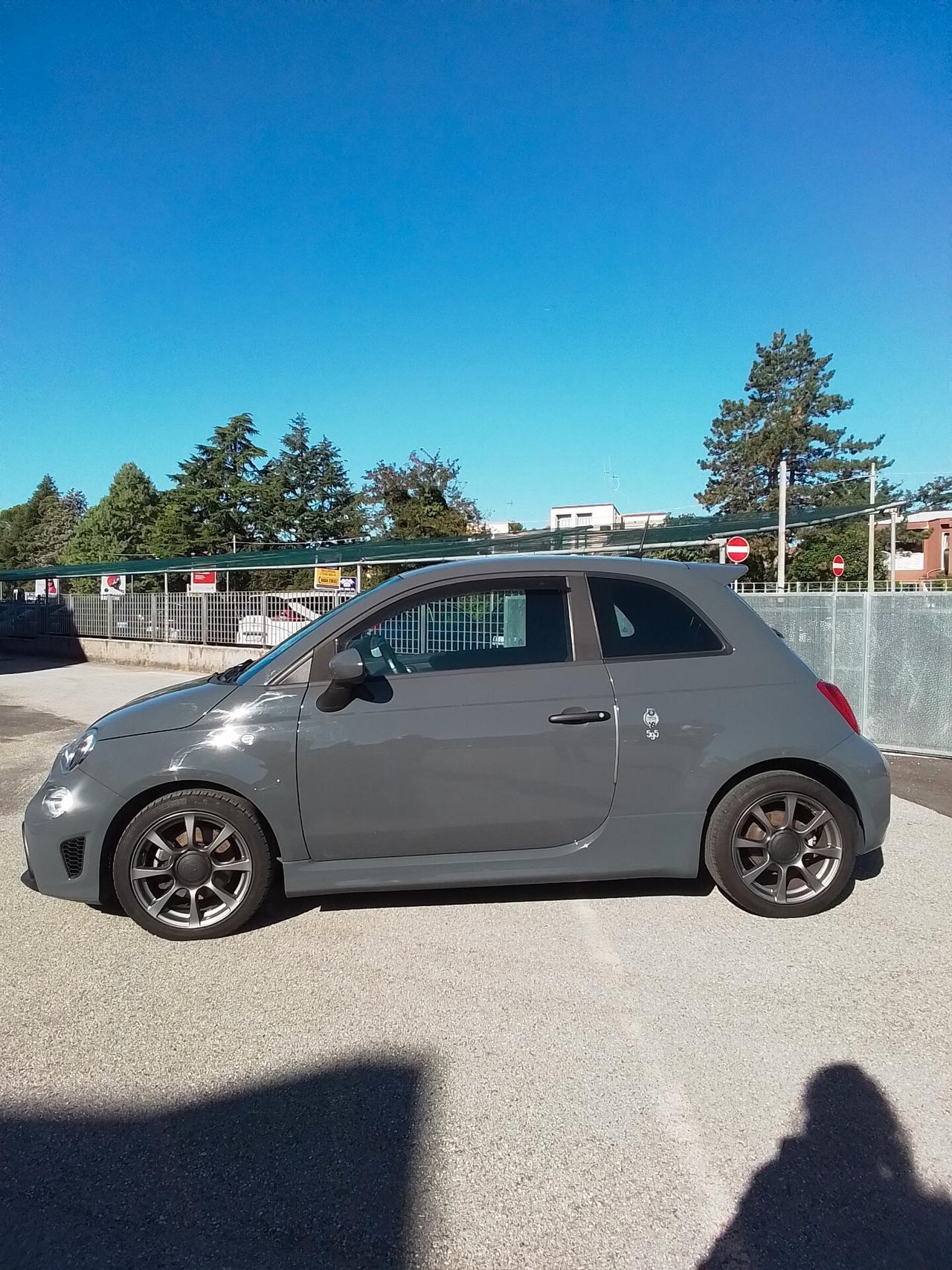 Abarth 595 1.4 Turbo T-Jet 145 CV