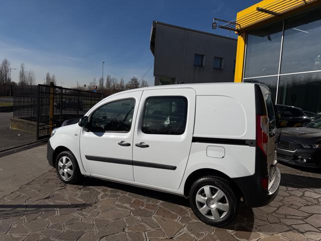 RENAULT Kangoo IVA ESPOSTA
