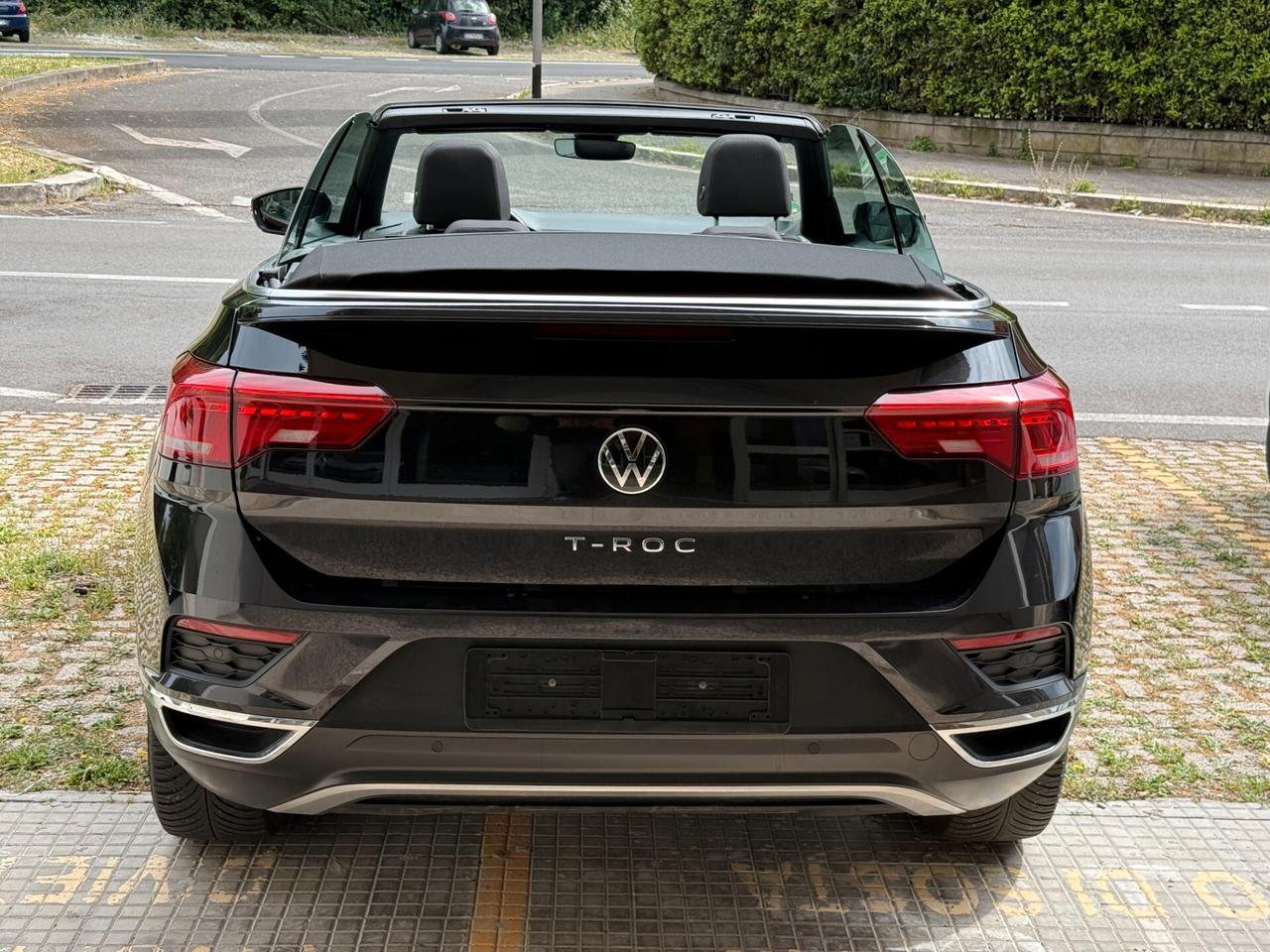 Volkswagen T-Roc 1.0 Cabrio Style Prezzo reale Navi