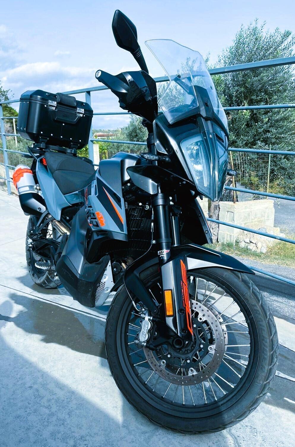 KTM 890 Adventure 889cc