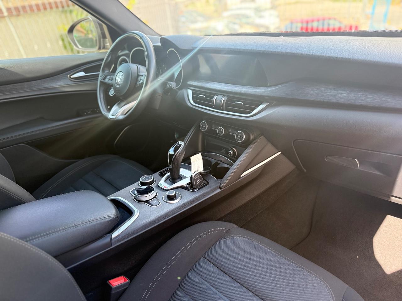 Alfa Romeo Stelvio 2.2 Turbodiesel 190 CV AT8 Q4 Executive