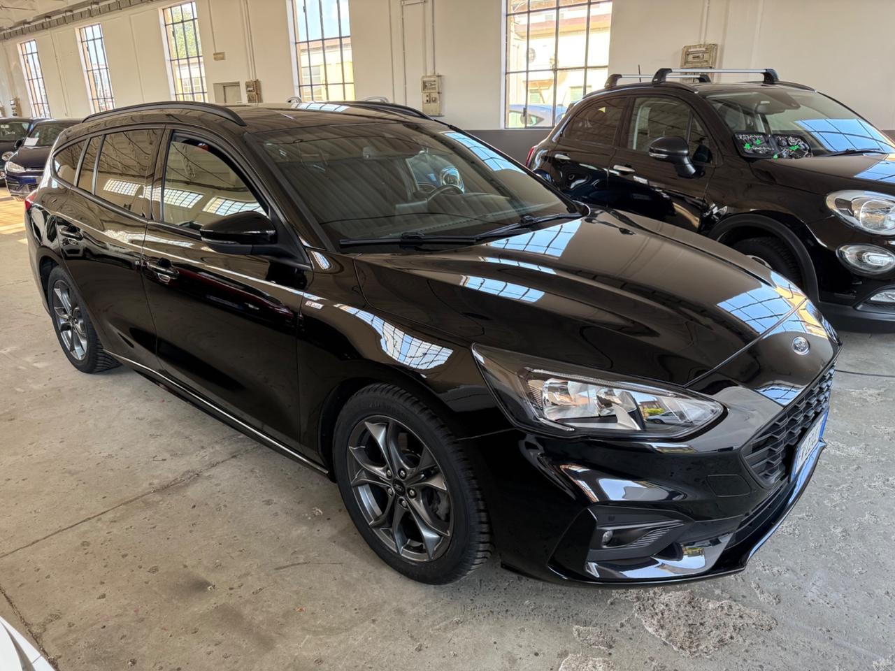 Ford Focus 1.0 EcoBoost 125 CV automatico SW ST-Line
