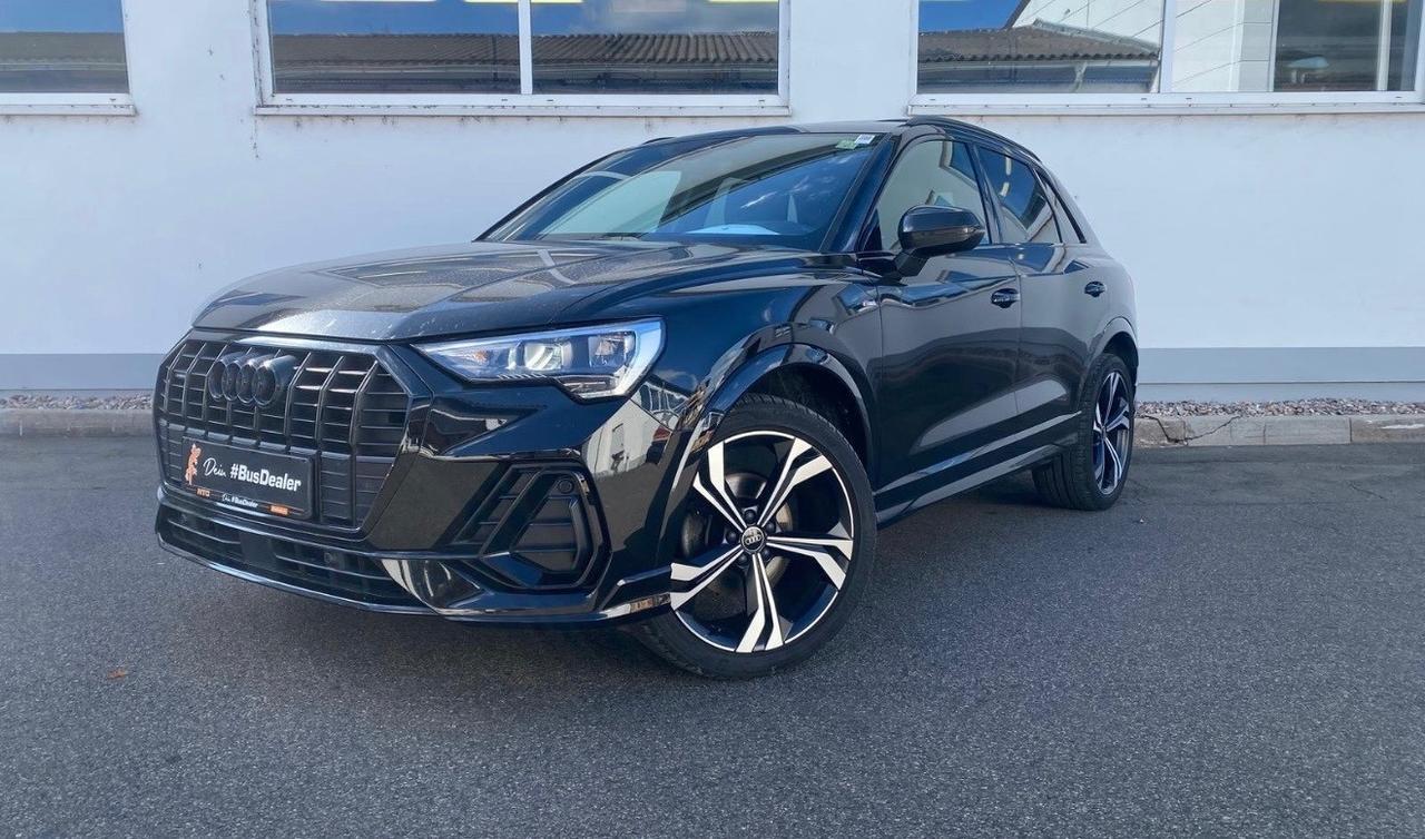 Audi Q3 35 TDI S tronic S Line Tetto Panorama Fari Led