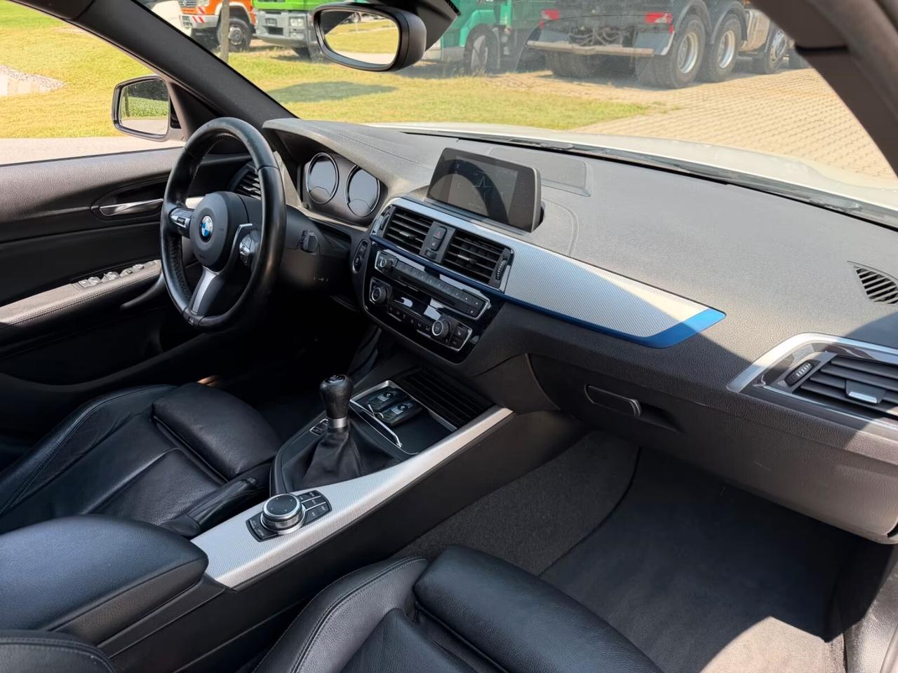 Bmw 118 i 5 porte. Edizione M Sport Shadow