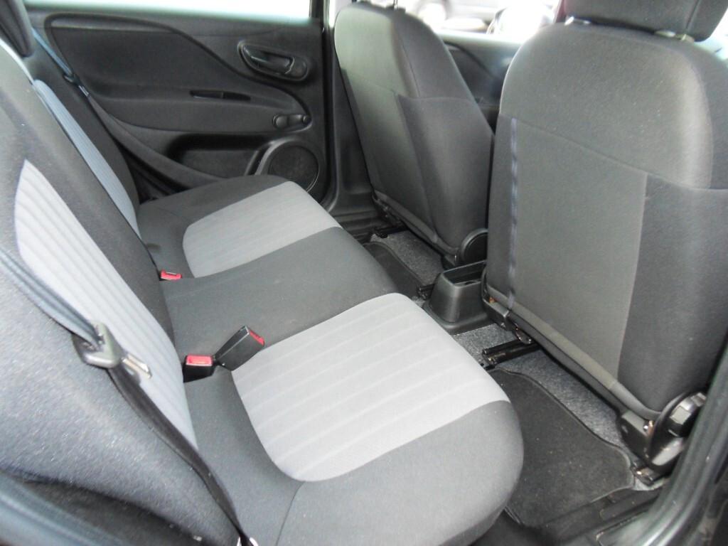 Fiat Punto 1.2 8V 5 porte Street