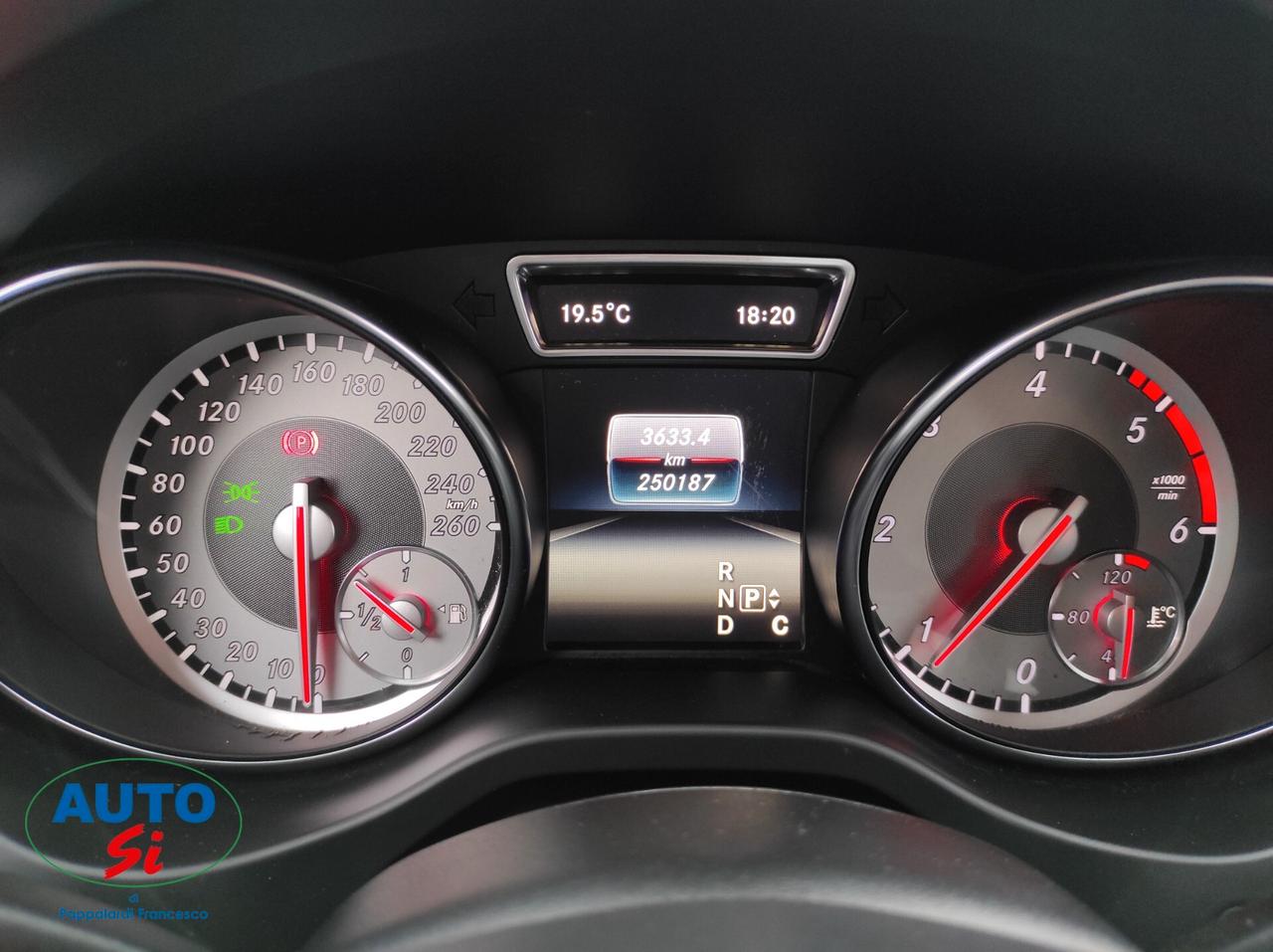 Mercedes-benz CLA 180 d - 110cv FULL OPTIONAL