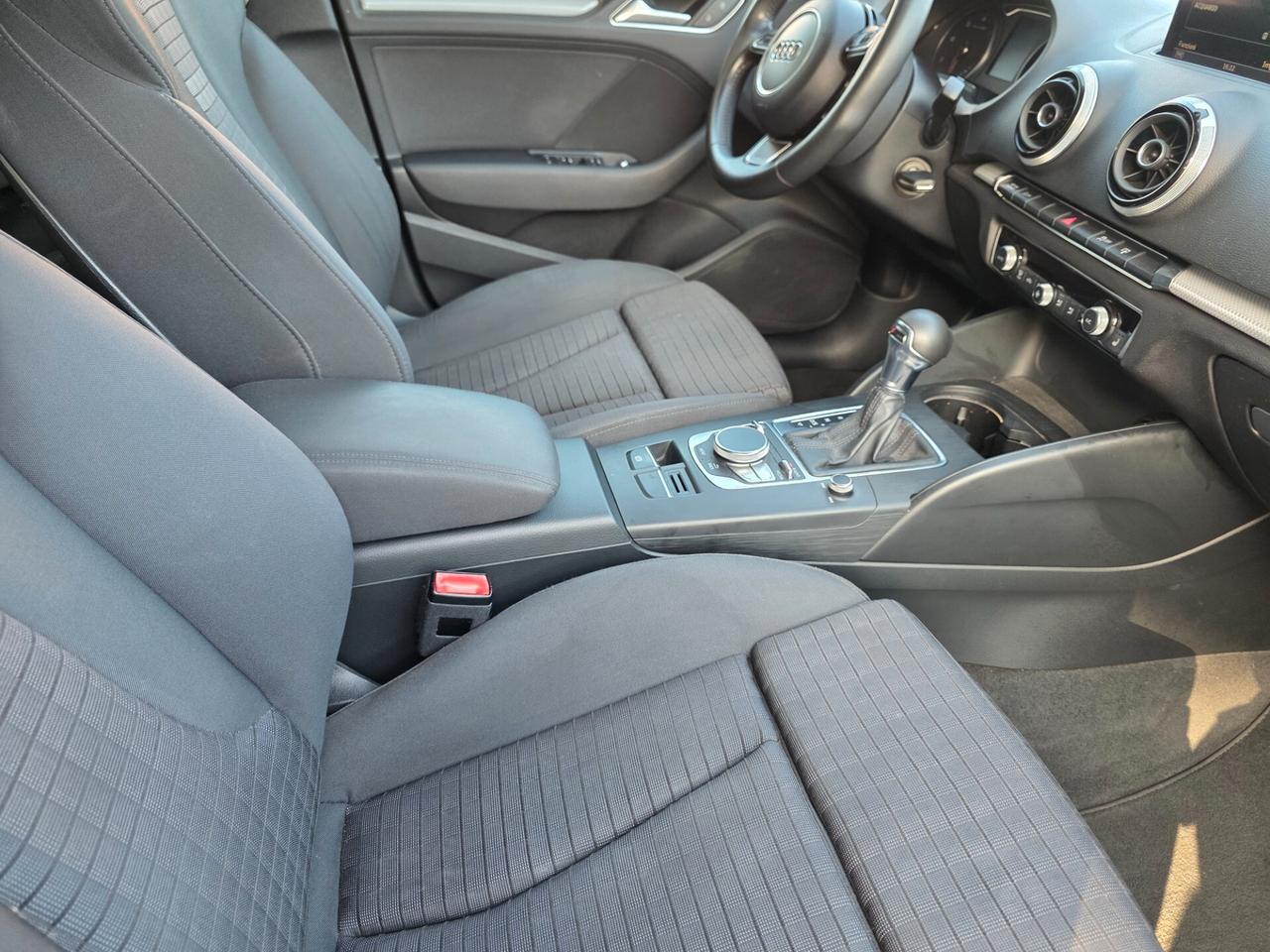 Audi A3 2.0 TDI 150 CV clean diesel S tronic