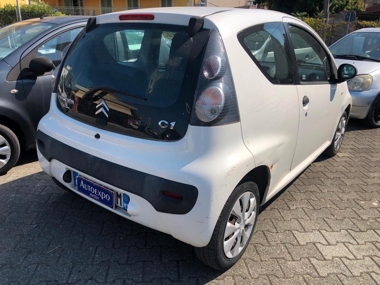 Citroen C1 1.0 3 porte CON SOLO 37.000 KMREALI!!! GARANZIA EUROPEA DI 12 MESI RINNOVABILE FINO A 36 MESI!!!