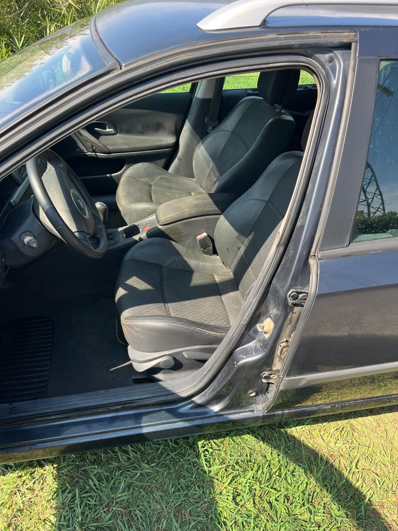 Renault Laguna 2.0 16V Grandtour Initiale 143000km! Garantita ! Unipro!