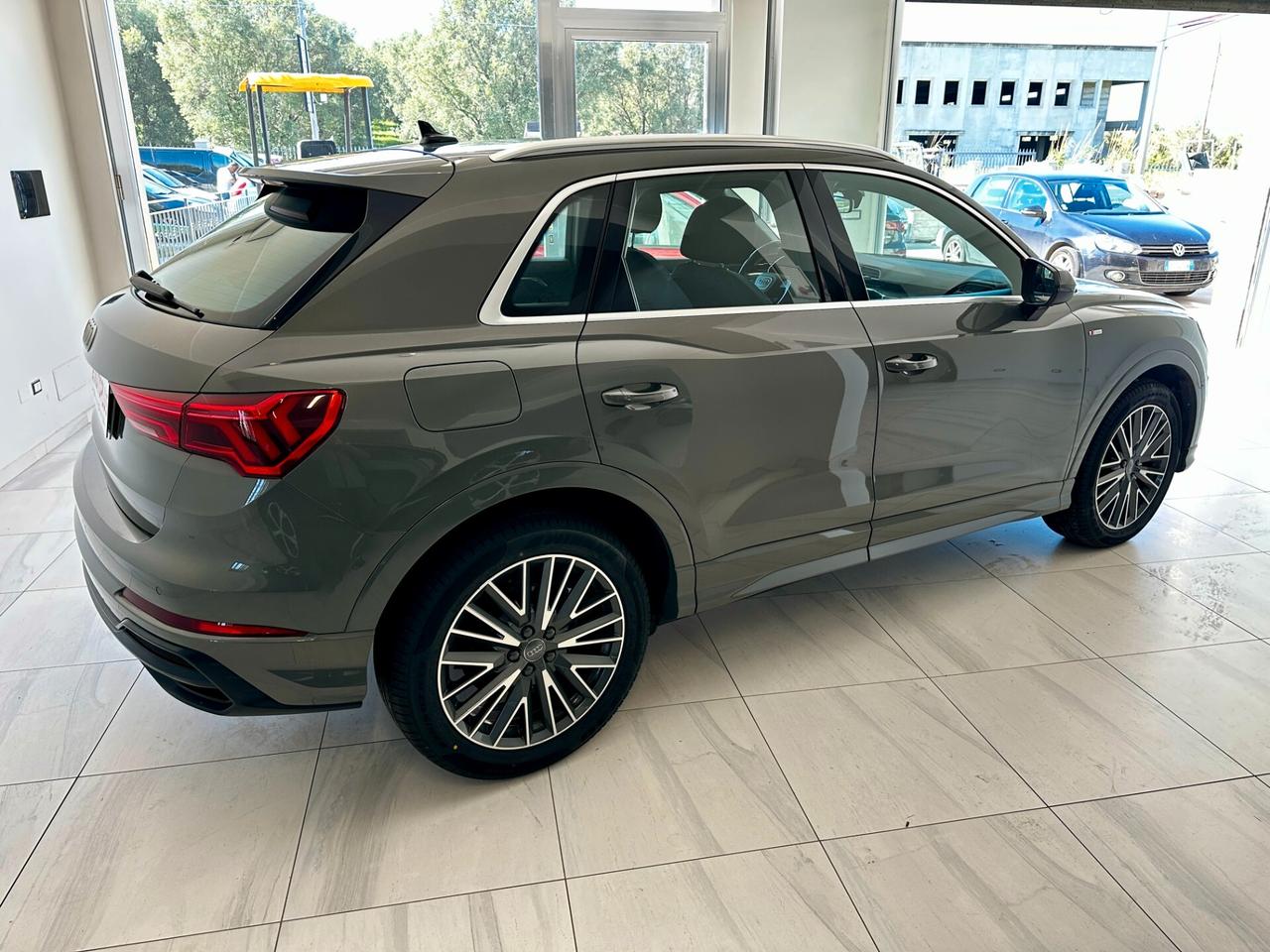 Audi Q3 35 TDI S-tronic S-line 150 cv