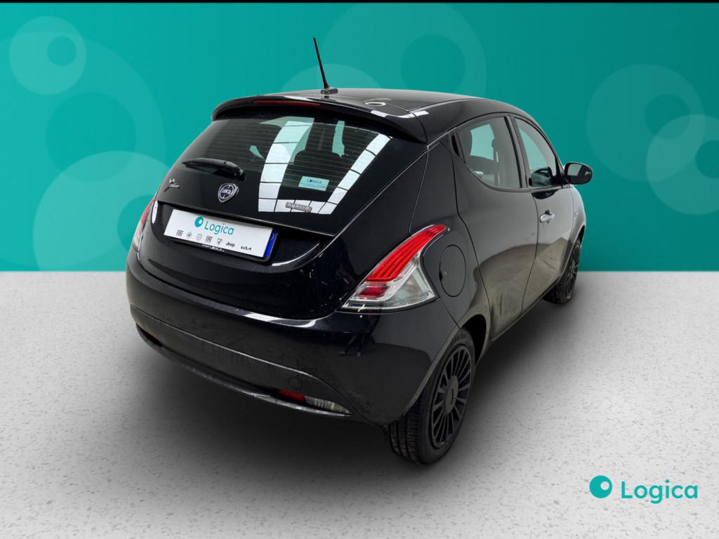 LANCIA Ypsilon III 2021 - Ypsilon 1.0 firefly hybrid Silver s&s 70cv