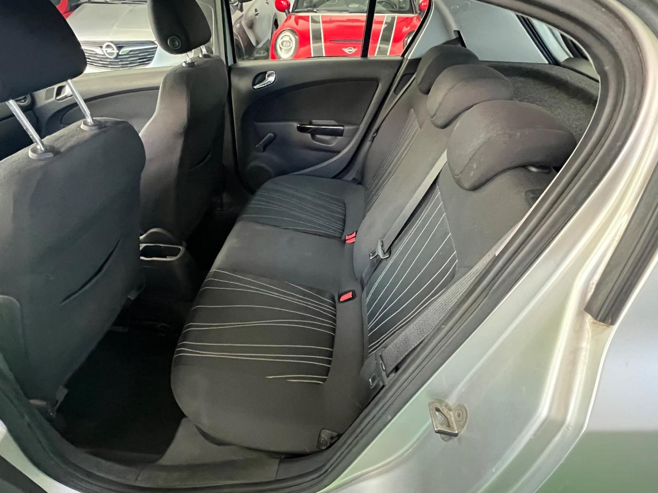 Opel Corsa 1.2 5 porte Gpl