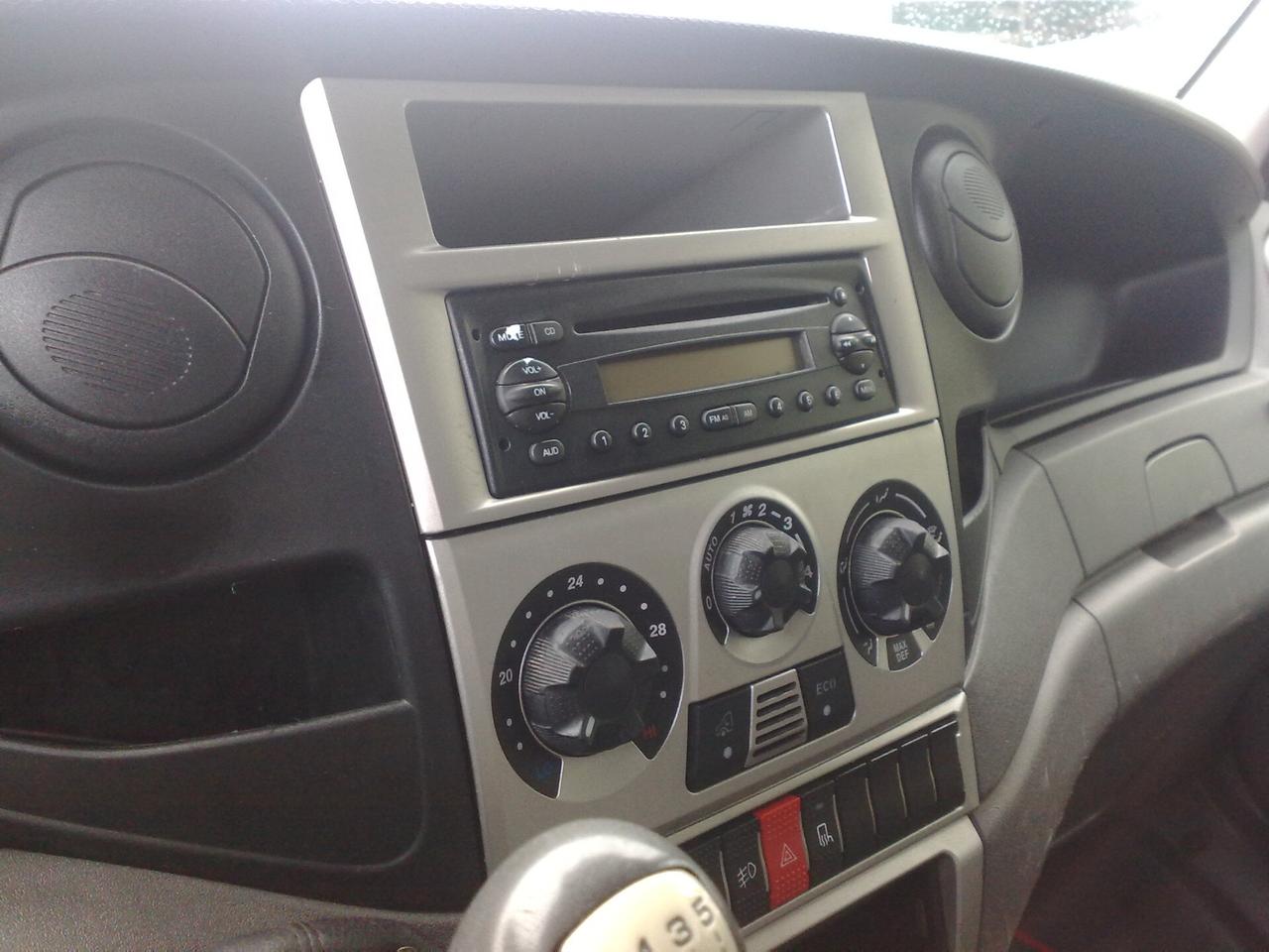 Iveco Daily 35c15 3000cc CENTINATO+SPONDA - 2011