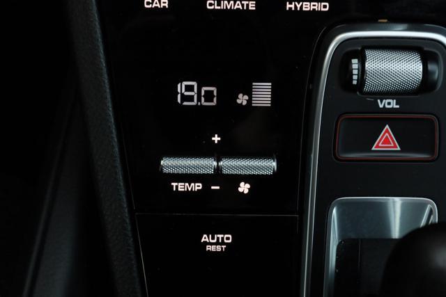 PORSCHE Cayenne 3.0 V6 E-Hybrid