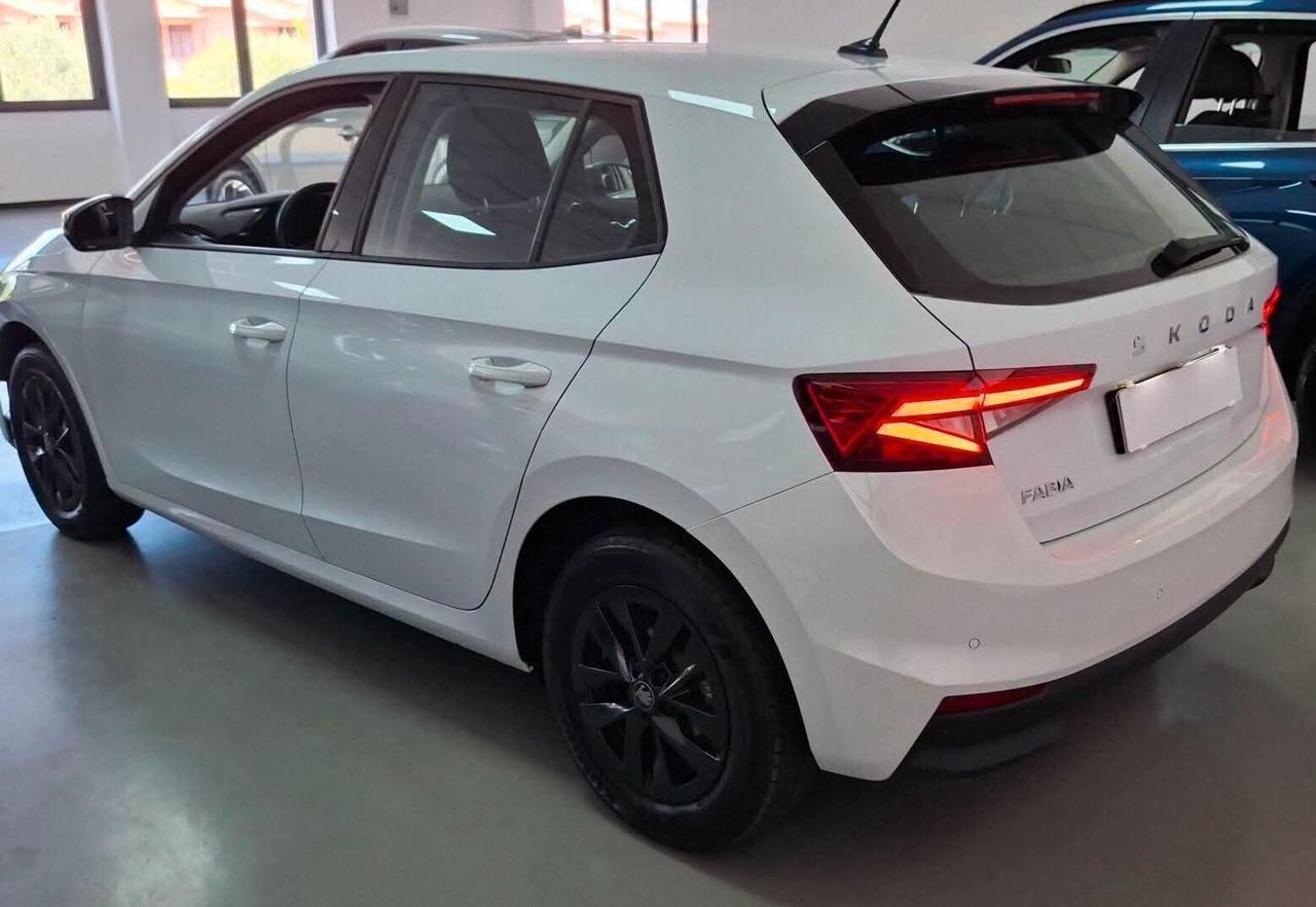 Skoda Fabia 1.0 MPI 80 CV Young Edition