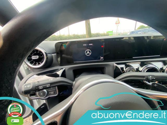 MERCEDES-BENZ A 180 Automatic Sport